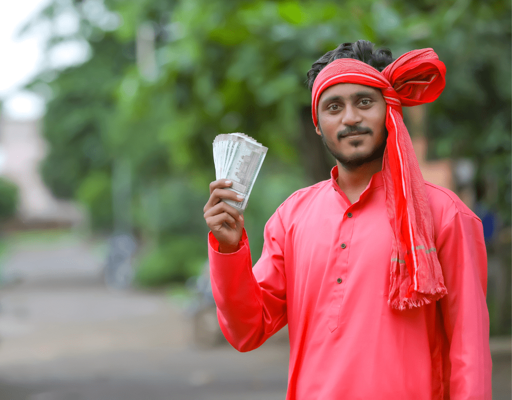 Kisaan with Money